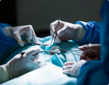 surgeons-performing-operation-operation-room surgeons performing operation operation room